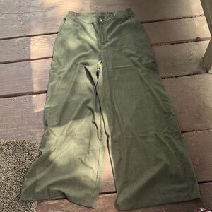Women's Olive Green Wide-Leg Chinos